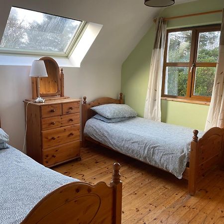 Letterfrack Farmhouse On Equestrian Farm In Letterfrack Beside Connemara National Park Tullywee Bridge المظهر الخارجي الصورة
